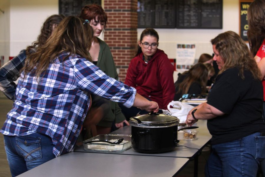 After studying India for a week, Humanities Survey ends their unit trying food from their culture. Students enjoyed butter chicken, rice, and baklava.