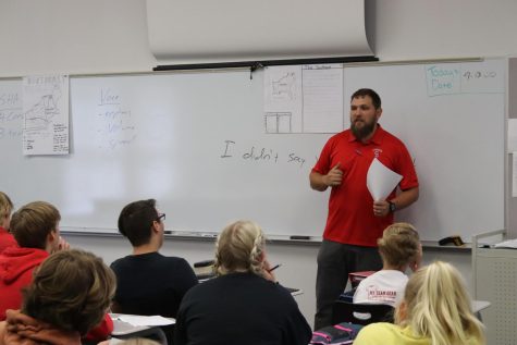 During Introduction to Agriculture, industrial arts teacher Zach Cooper lectures his class. This is the students’ first year able to take Introduction to Agriculture.

