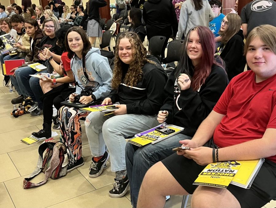 Members+of+Student+Publications+sit+and+wait+for+the+KSPA+Fall+conference+opening+keynote+Oct.+3.+They+traveled+to+WSU+this+year+where+they+listened+to+lectures.