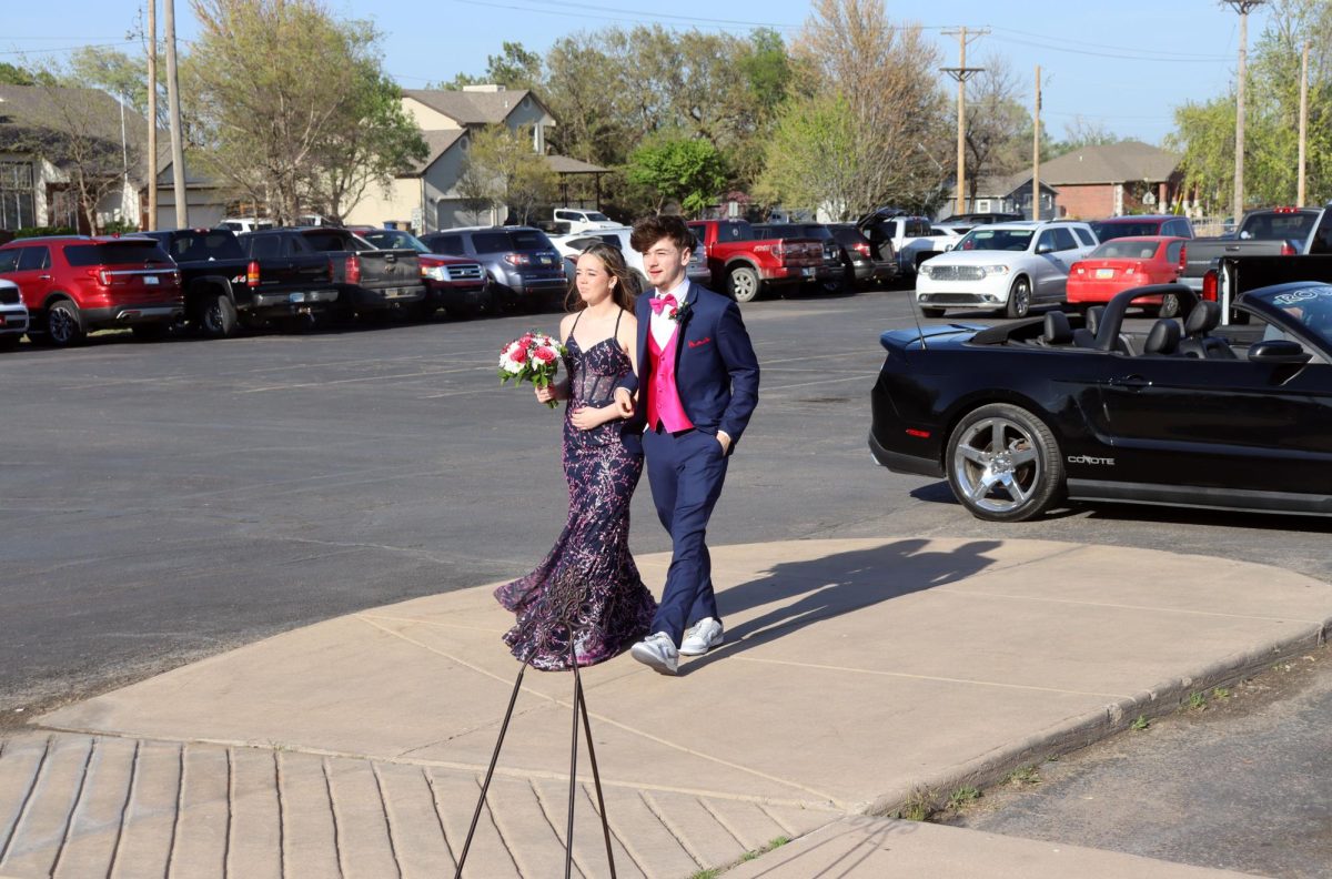 Senior Audrey Warren and Chase Fieser